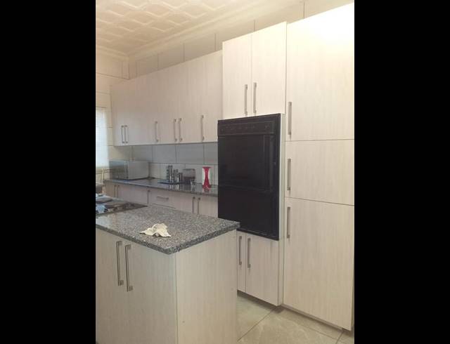 3 BEDROOM HOUSE FOR SALE IN PRETORIA WEST